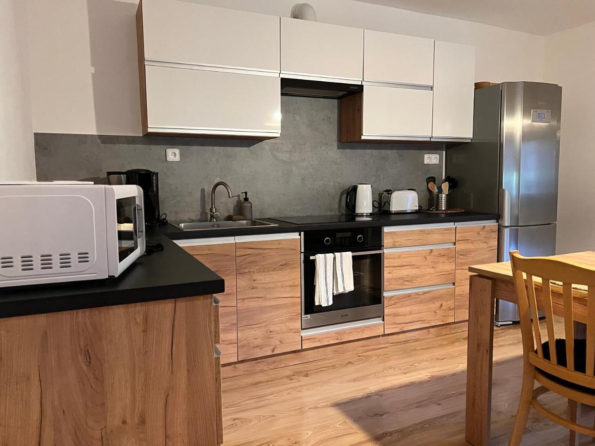 דצ'ין Apartman Elen - 6 Luzek, 86 M2 מראה חיצוני תמונה