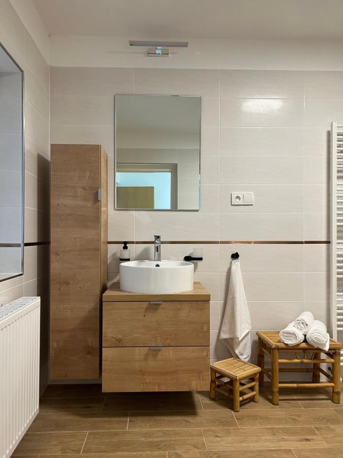דצ'ין Apartman Elen - 6 Luzek, 86 M2 מראה חיצוני תמונה