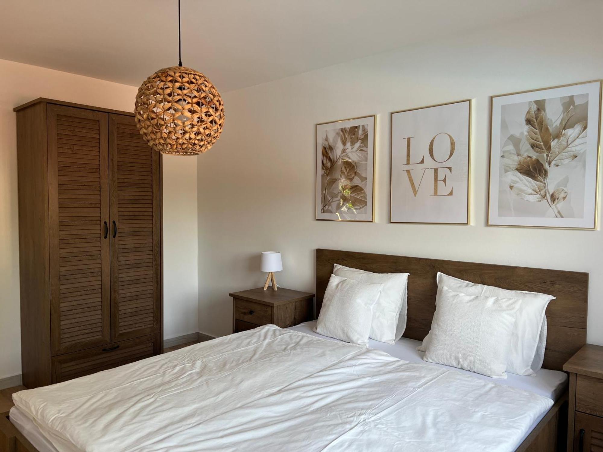 דצ'ין Apartman Elen - 6 Luzek, 86 M2 מראה חיצוני תמונה